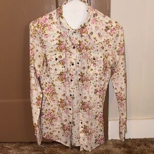Ariat Women's size smalls Floral Button Down Shirt - Pink and Green